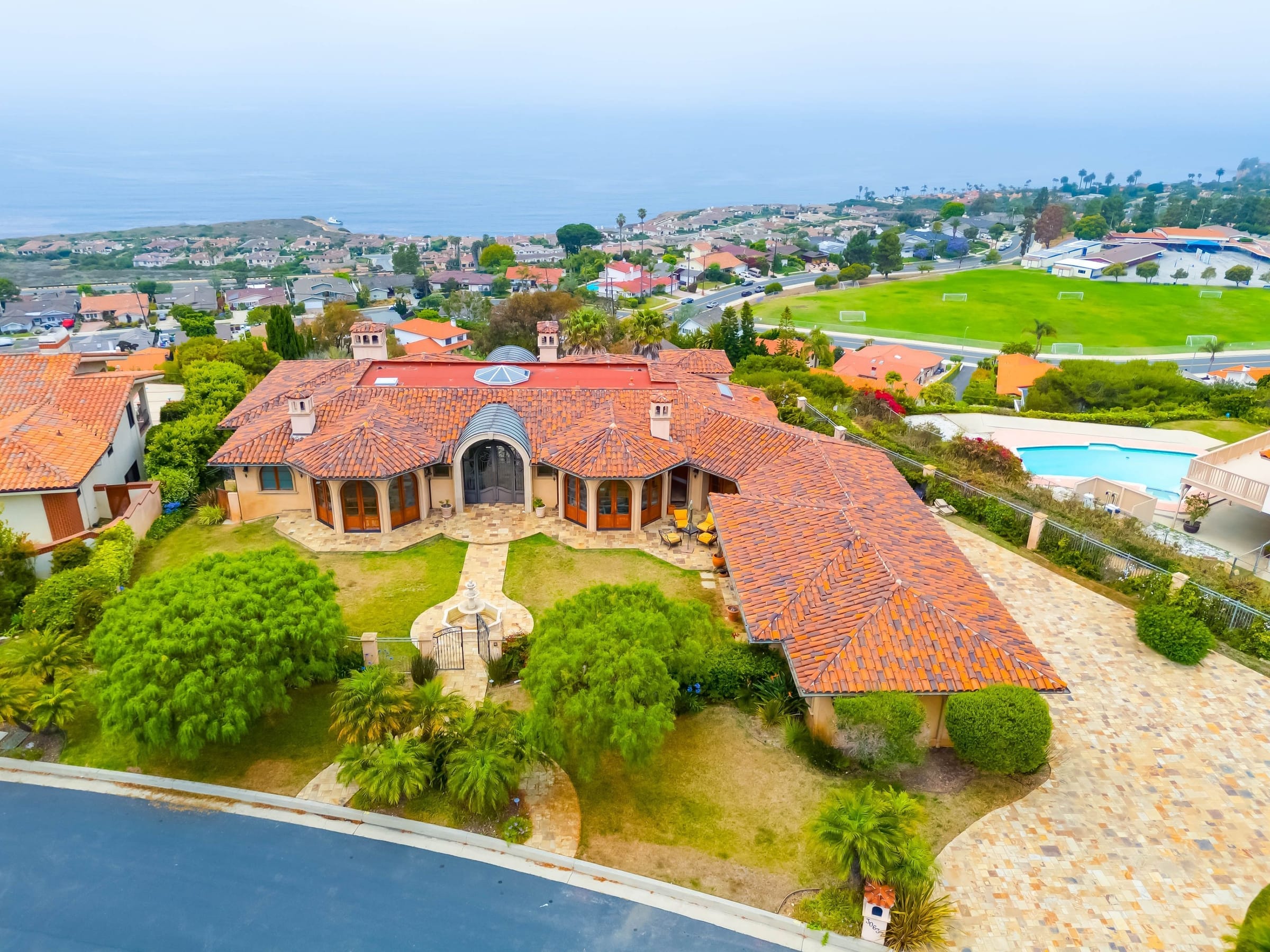 Rancho Palos Verdes exterior